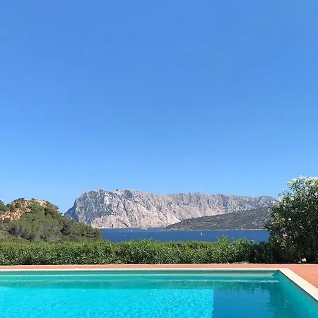 Strepitoso 4 Da Letto E Terrazza Vista Mare Capo Coda Cavallo