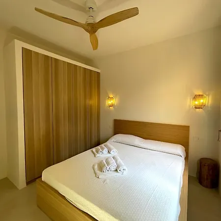 Punta Est - Andromeda Spazio Family & Pool Apartamento Capo Coda Cavallo